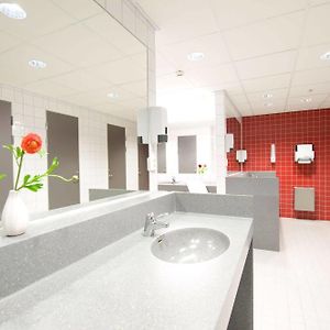 Kleine Kamer met Twee Aparte Bedden